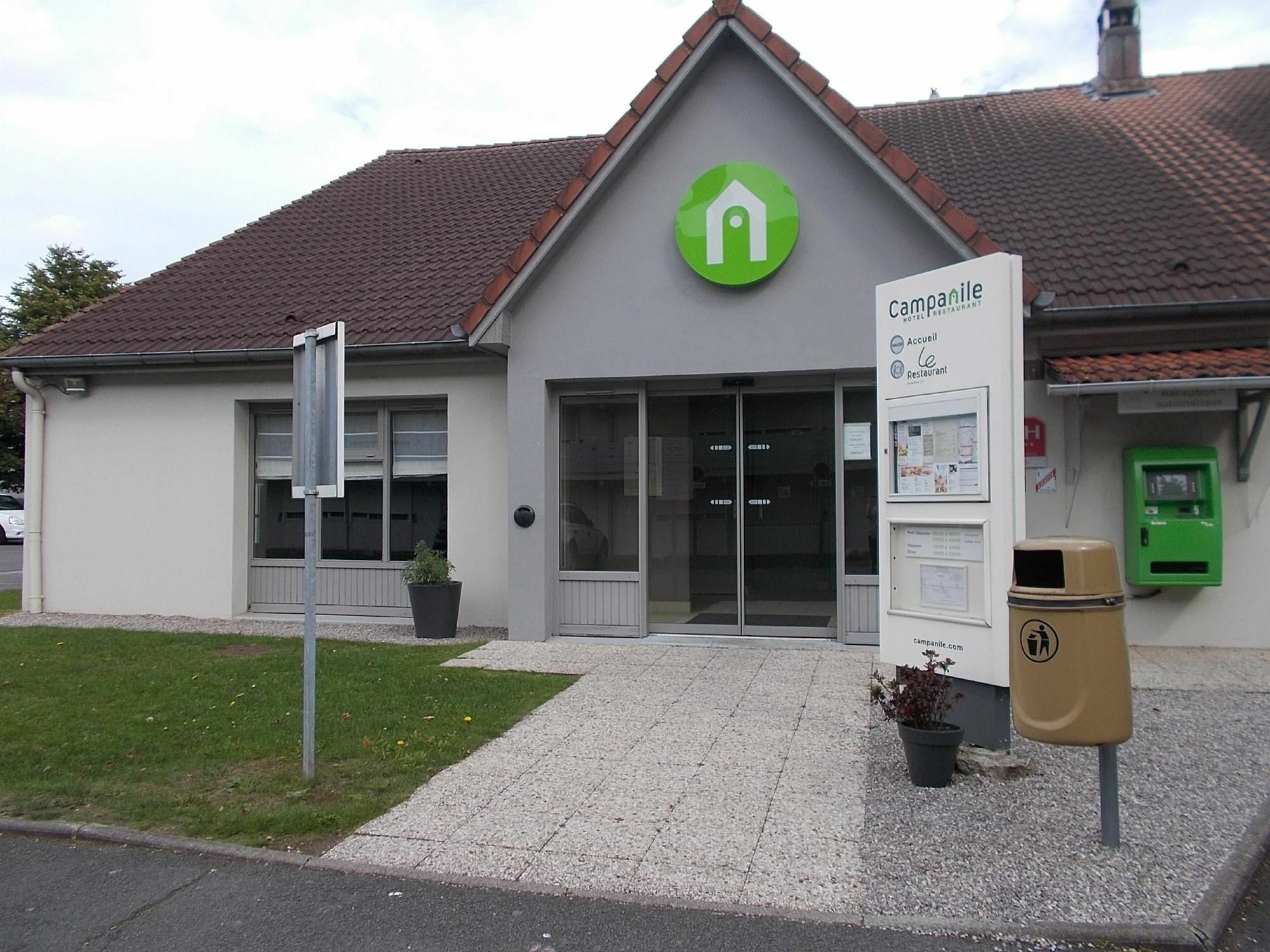 Hotel Campanile Lille - Seclin Exterior foto